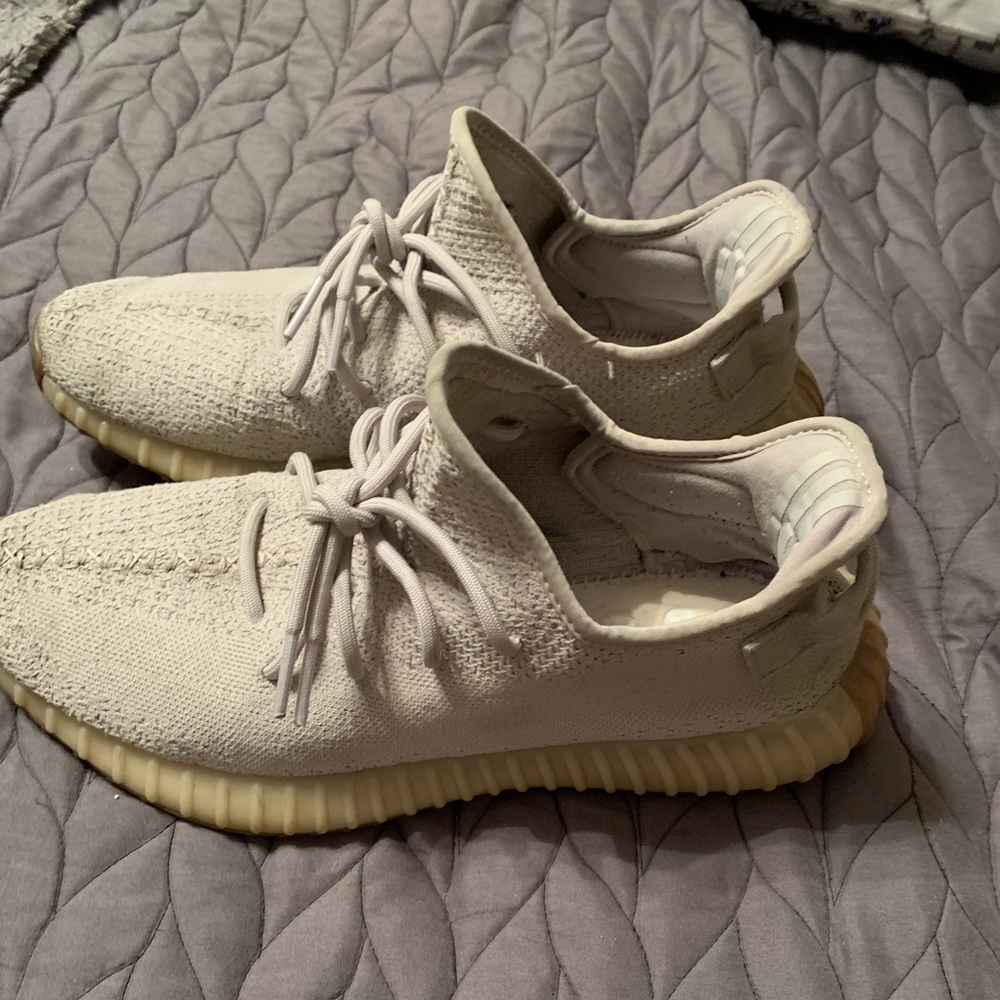 Yeezy Boost 350 V2 ‘Sesame’ SUPER BEAT